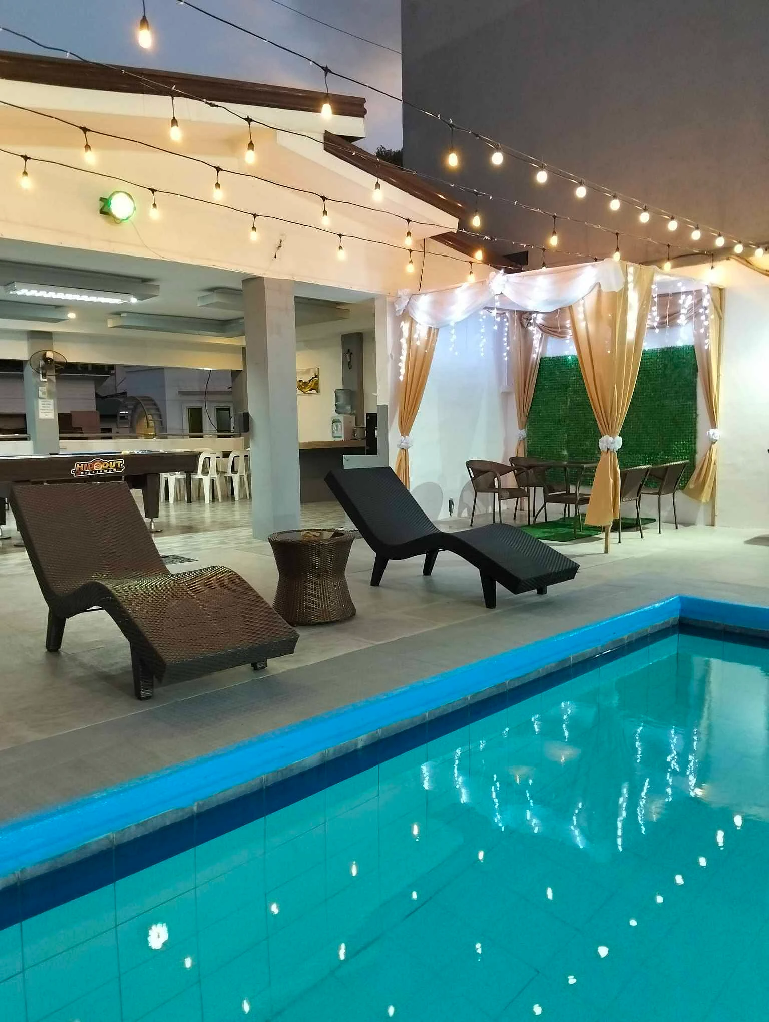 MV Private Pool Resort - photo 2