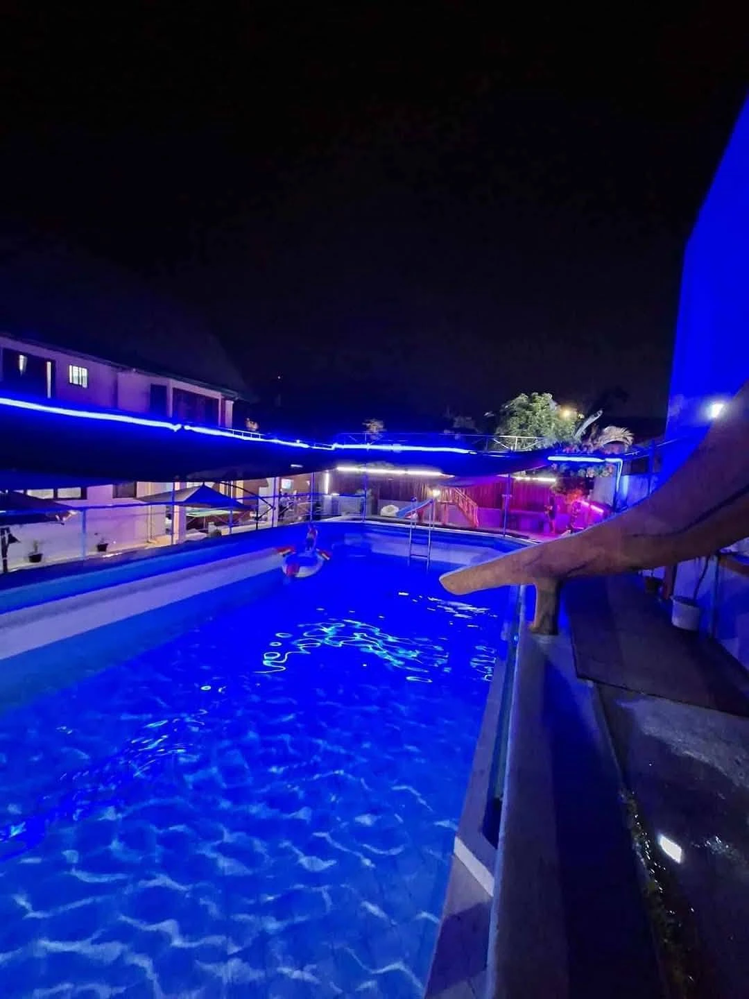 Lukewarm Resort - photo 1